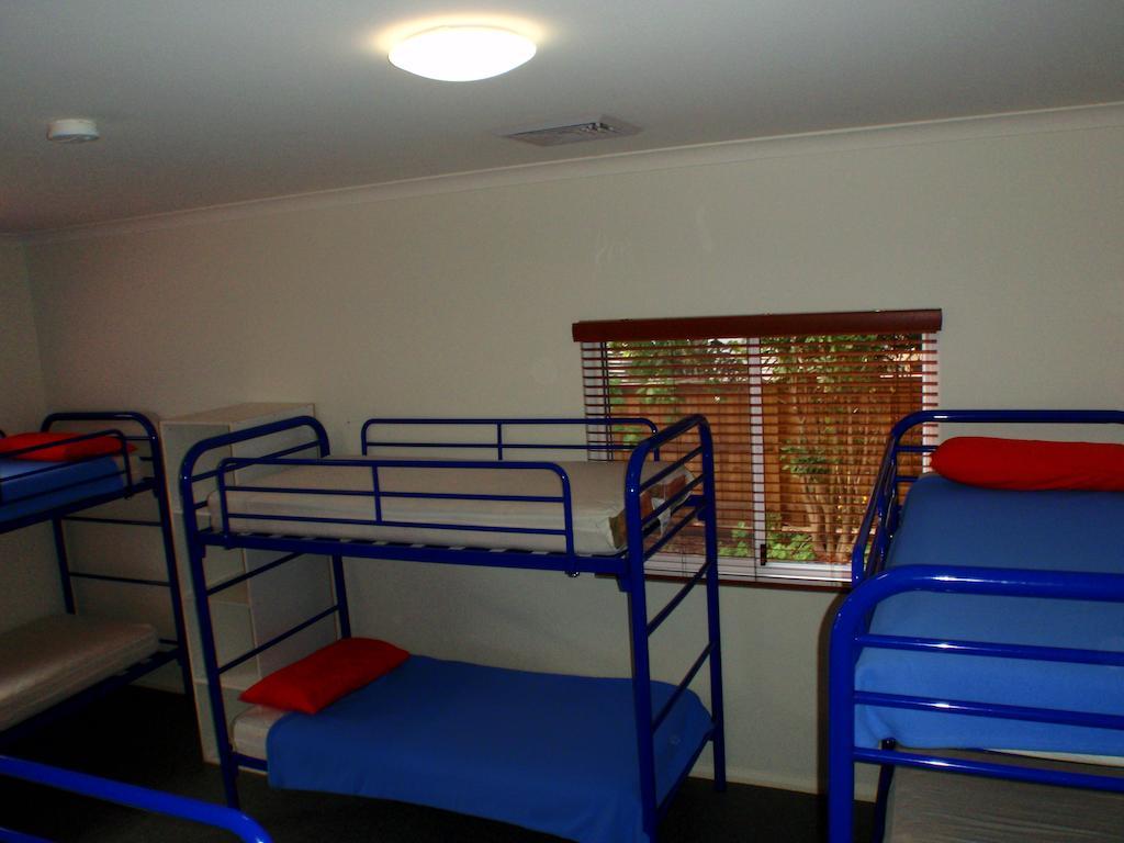 Margaret River Backpackers Yha Ostello Camera foto