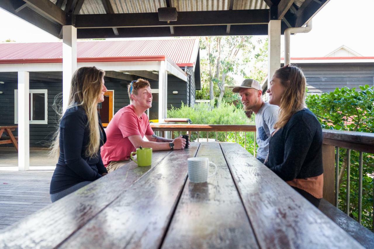 Margaret River Backpackers Yha Ostello Esterno foto